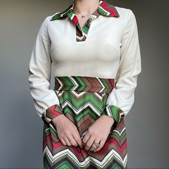 Vintage 60s Red Green Geometric Psychedelic Maxi Dress Size 6 - Picture 9 of 14